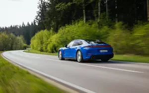 Cars wallpapers Porsche Panamera 4S E-Hybrid (Lugano Blue) - 2024