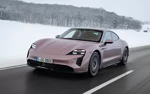 Cars wallpapers Porsche Taycan (Frozen Berry Metallic) - 2021