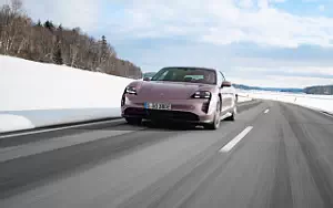 Cars wallpapers Porsche Taycan (Frozen Berry Metallic) - 2021