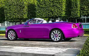 Cars wallpapers Rolls-Royce Dawn in Fuxia - 2017