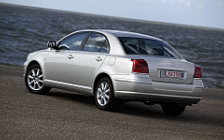 Toyota Avensis - 2003