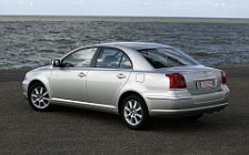 Toyota Avensis - 2003