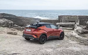 Cars wallpapers Toyota C-HR Hybrid (Orange) - 2019