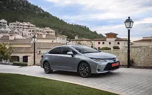 Cars wallpapers Toyota Corolla Sedan Hybrid - 2019