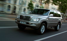 Cars wallpapers Toyota Land Cruiser 100 - 2002