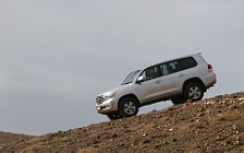 Cars wallpapers Toyota Land Cruiser 200 - 2007