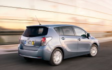 Cars wallpapers Toyota Verso - 2009