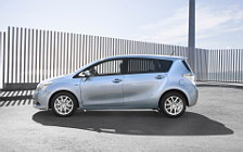 Cars wallpapers Toyota Verso - 2009