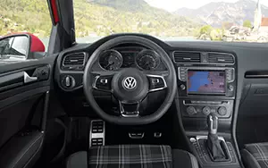 Cars wallpapers Volkswagen Golf GTD 5door - 2013