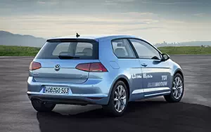 Cars wallpapers Volkswagen Golf TDI BlueMotion 3door - 2013