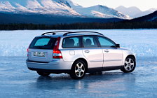 Cars wallpapers Volvo V50 - 2005