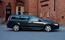 Cars wallpapers Volvo V70 - 2011