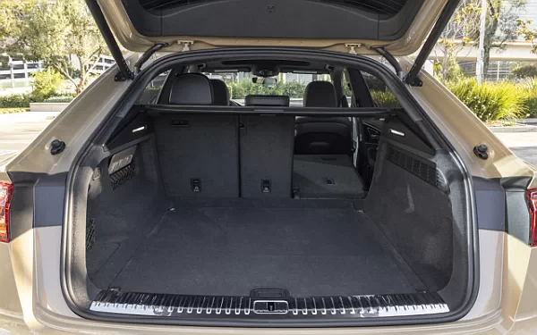 Cars wallpapers Audi Q8 55 TFSI quattro S line (Sakhir Gold Metallic) US-spec - 2025