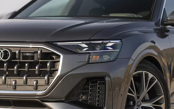 Cars wallpapers Audi Q8 55 TFSI quattro (Samurai Grey Metallic) US-spec - 2025
