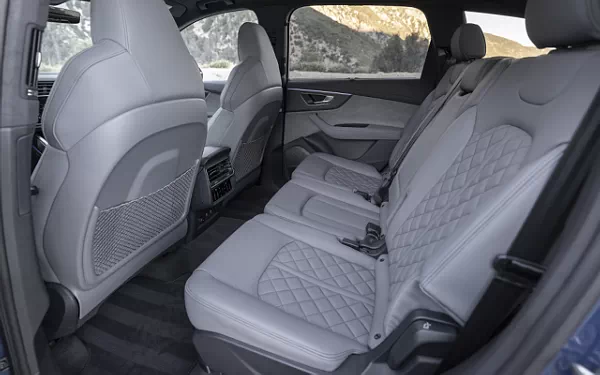 Cars wallpapers Audi SQ7 TFSI (Ascari Blue Metallic) US-spec - 2025