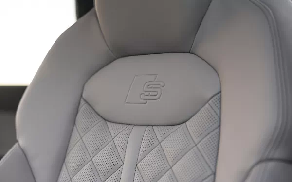 Cars wallpapers Audi SQ7 TFSI (Ascari Blue Metallic) US-spec - 2025