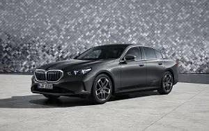 Cars wallpapers BMW 530e - 2023