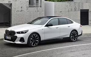 Cars wallpapers BMW i5 M60 xDrive (Alpine White Metallic) - 2023