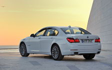 Cars wallpapers BMW 750d xDrive - 2012