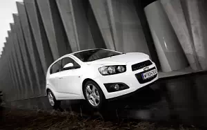 Cars wallpapers Chevrolet Aveo - 2011