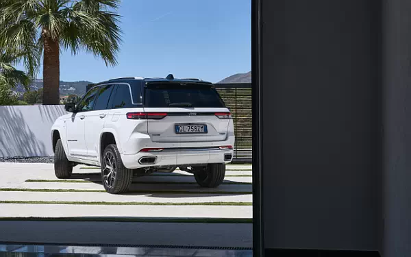 Cars wallpapers Jeep Grand Cherokee Summit Reserve 4xe EU-spec - 2023