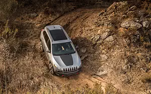 Cars wallpapers Jeep Cherokee Trailhawk - 2014