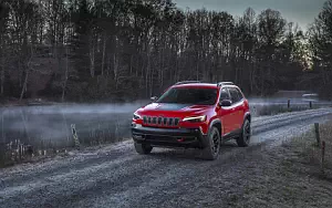 Cars wallpapers Jeep Cherokee Trailhawk - 2018