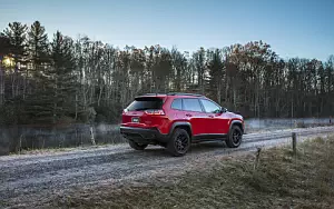 Cars wallpapers Jeep Cherokee Trailhawk - 2018