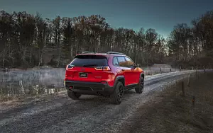 Cars wallpapers Jeep Cherokee Trailhawk - 2018