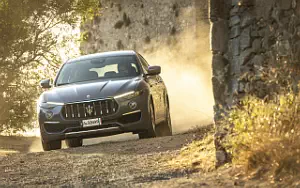 Cars wallpapers Maserati Levante GT Hybrid (Azzurro Astro) - 2021