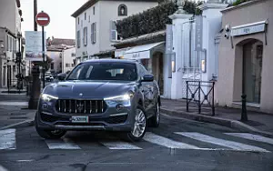 Cars wallpapers Maserati Levante GT Hybrid (Azzurro Astro) - 2021