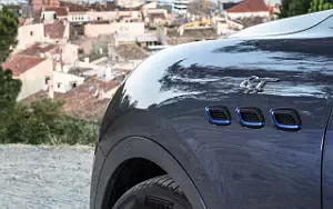 Cars wallpapers Maserati Levante GT Hybrid (Azzurro Astro) - 2021