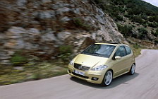 Cars wallpapers Mercedes-Benz A200 Avantgarde 3door 2004