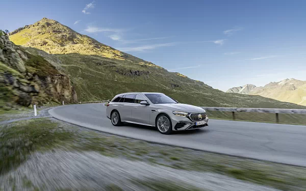 Cars wallpapers Mercedes-AMG E 53 HYBRID 4MATIC+ Estate - 2024