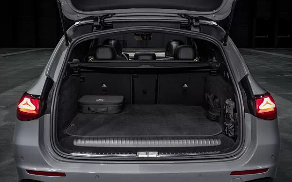 Cars wallpapers Mercedes-AMG E 53 HYBRID 4MATIC+ Estate - 2024