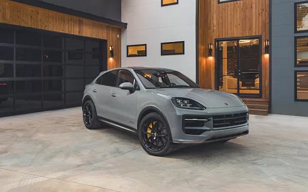 Cars wallpapers Porsche Cayenne GTS Coupe - 2024