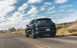 Cars wallpapers Porsche Cayenne E-Hybrid (Algarve Blue Metallic) - 2024