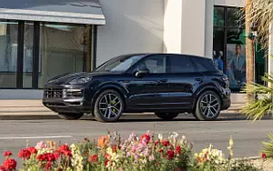 Cars wallpapers Porsche Cayenne E-Hybrid (Algarve Blue Metallic) - 2024