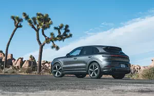 Cars wallpapers Porsche Cayenne S SportDesign Package (Quarzite Grey Metallic) - 2024