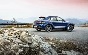 Cars wallpapers Porsche Macan T (Gentian Blue Metallic) - 2022