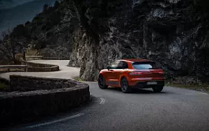 Cars wallpapers Porsche Macan T (Papaya Metallic) - 2022