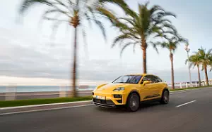 Cars wallpapers Porsche Macan Turbo (Speed Yellow) - 2024