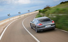 Cars wallpapers Porsche Panamera Turbo S - 2011