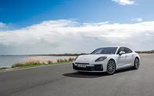 Cars wallpapers Porsche Panamera 4 E-Hybrid (Carrara White Metallic) - 2024