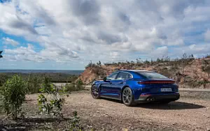 Cars wallpapers Porsche Panamera 4 (Gentian Blue Metallic) - 2024