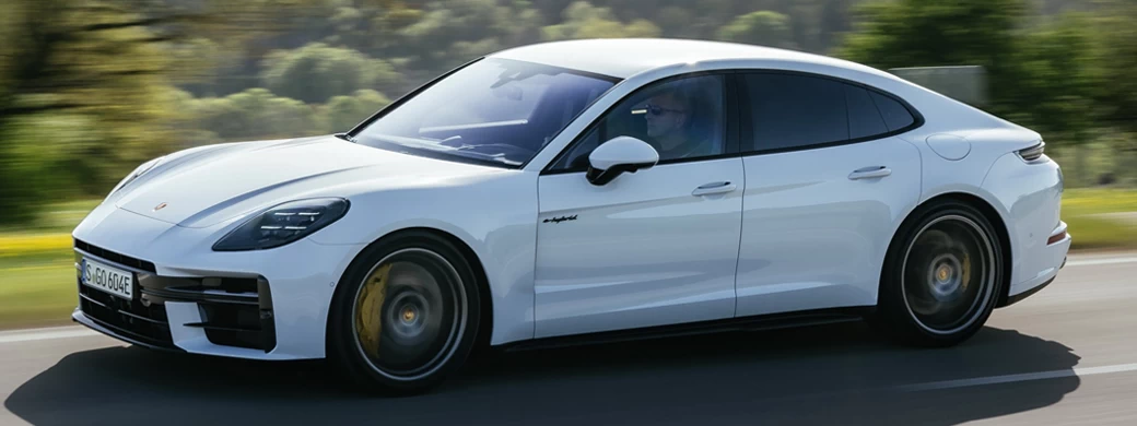 Cars wallpapers Porsche Panamera 4S E-Hybrid (Carrara White Metallic) - 2024 - Car wallpapers