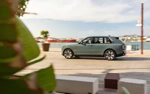 Cars wallpapers Rolls-Royce Cullinan Captain - 2024