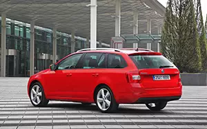 Cars wallpapers Skoda Octavia Combi - 2013