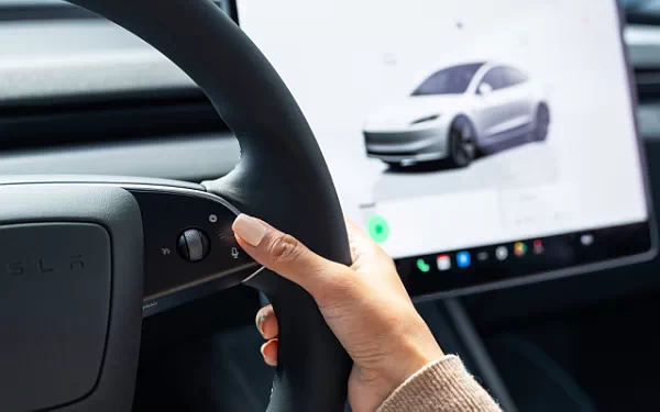 Cars wallpapers Tesla Model 3 Standard - 2025