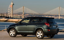 Toyota RAV4 - 2006